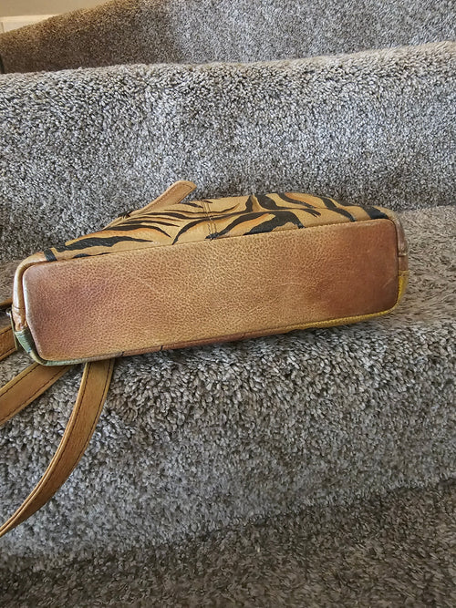 Anuschka Hand-Painted Leather Handbag (Like New)